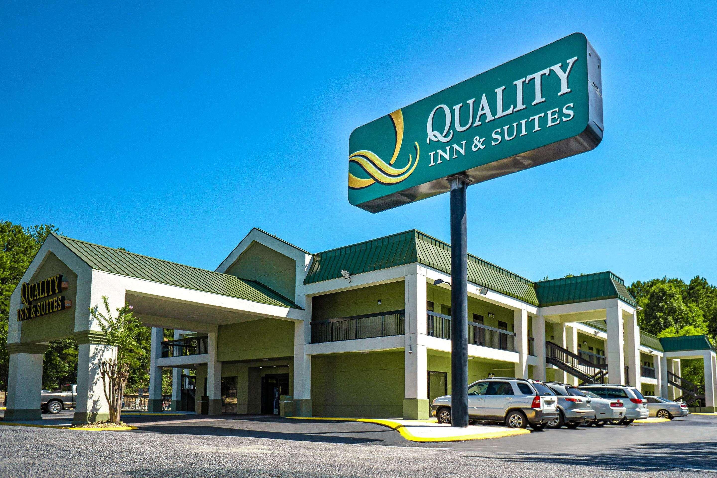 Quality Inn & Suites Near Six Flags - Austell Eksteriør bilde