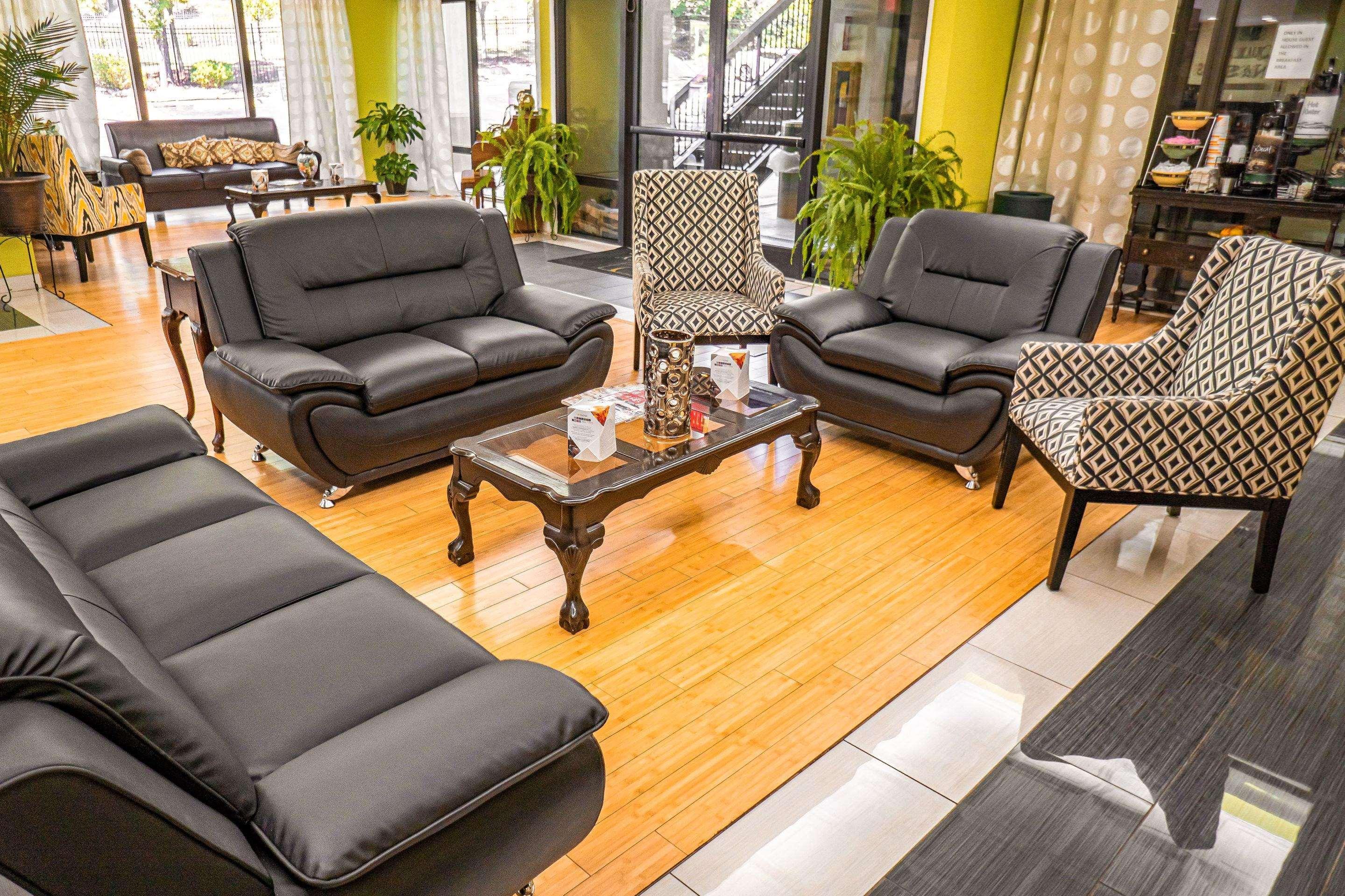 Quality Inn & Suites Near Six Flags - Austell Eksteriør bilde