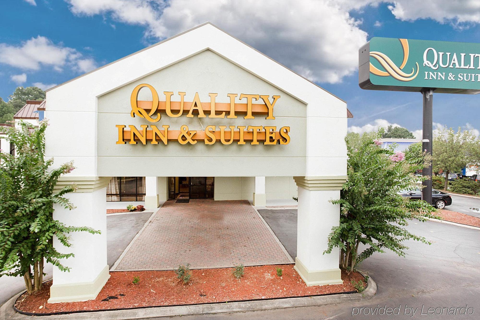 Quality Inn & Suites Near Six Flags - Austell Eksteriør bilde